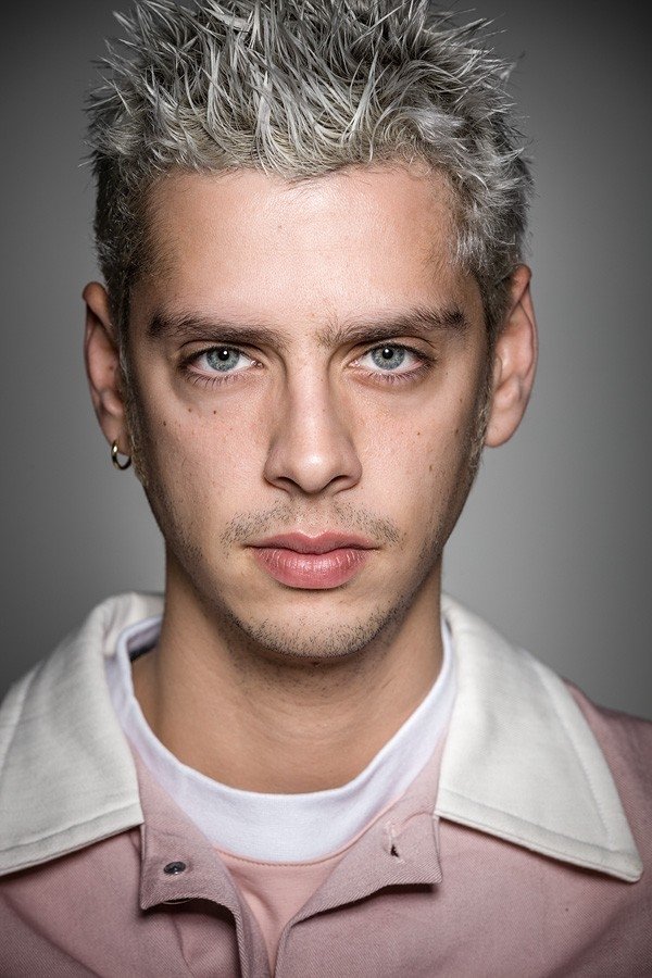 et billede af Eduardo Casanova