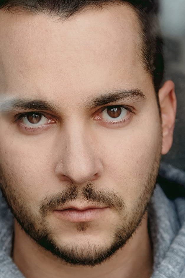 et billede af Adam Rodness