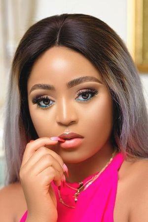 et billede af Regina Daniels