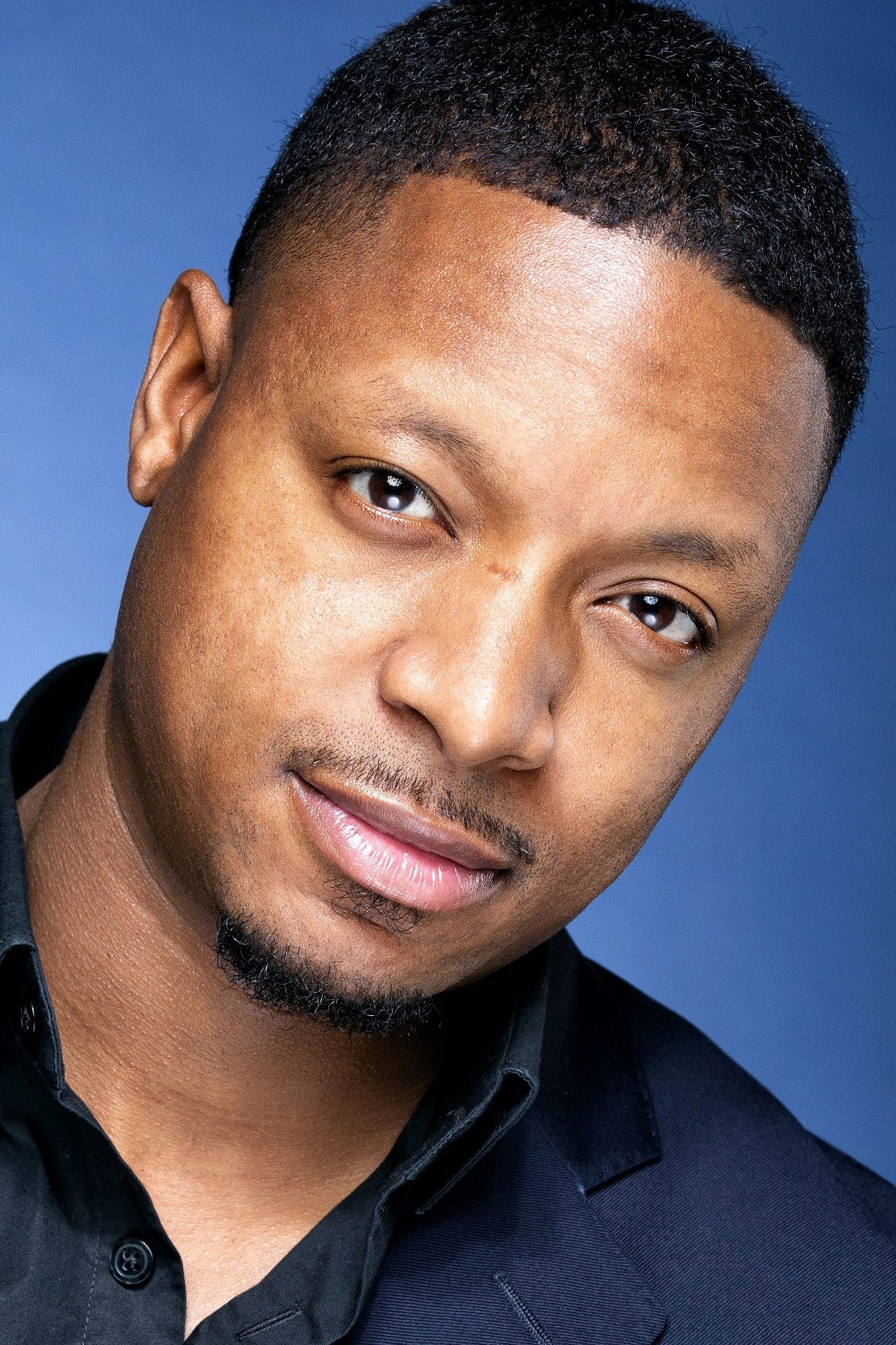 et billede af Johnse Allende Jr.