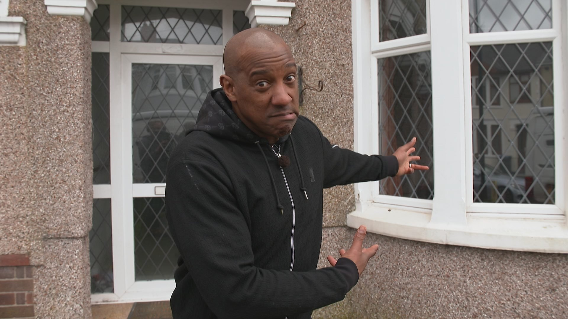 Homes Under the Hammer 28x28