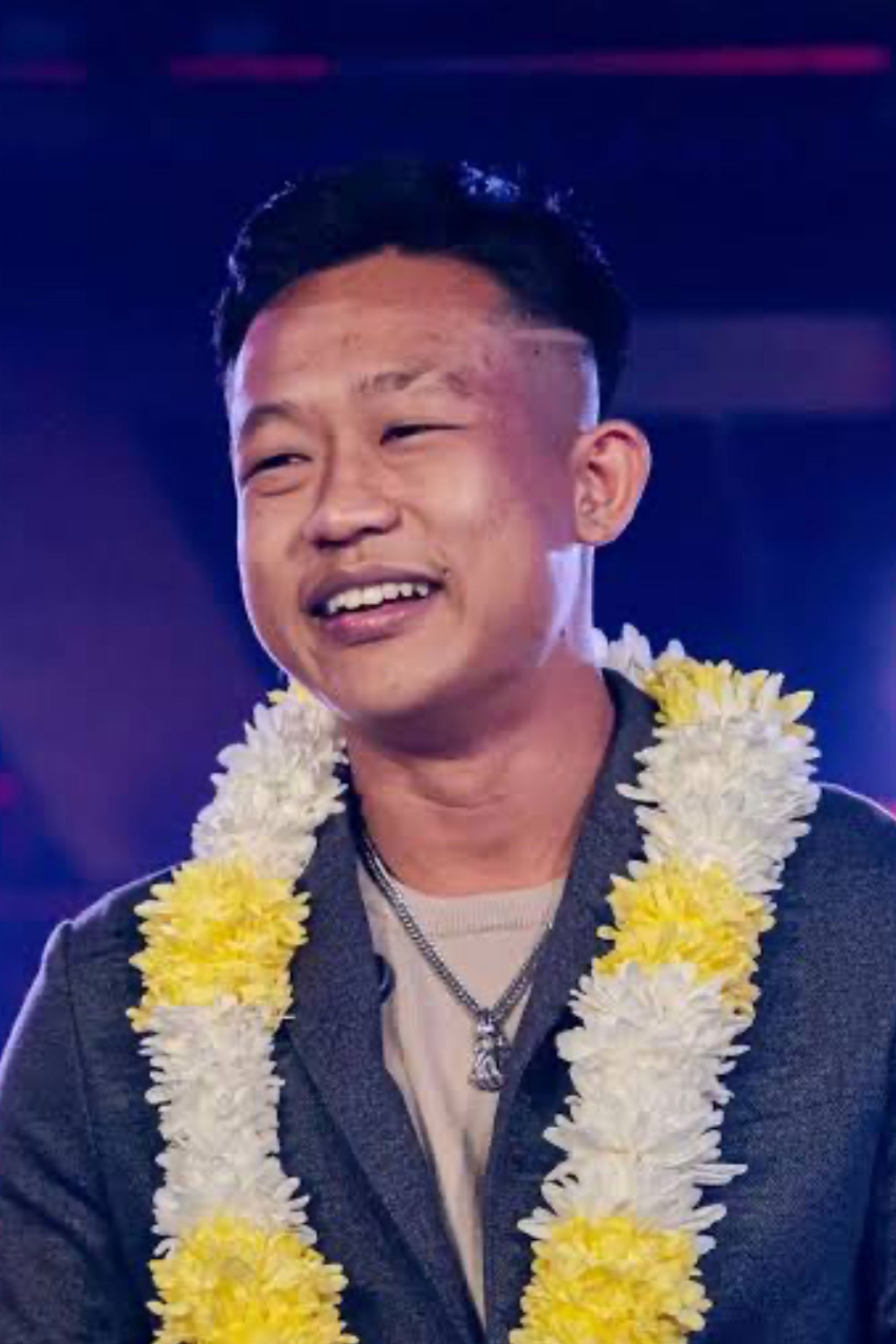 et billede af Paris Pernandes