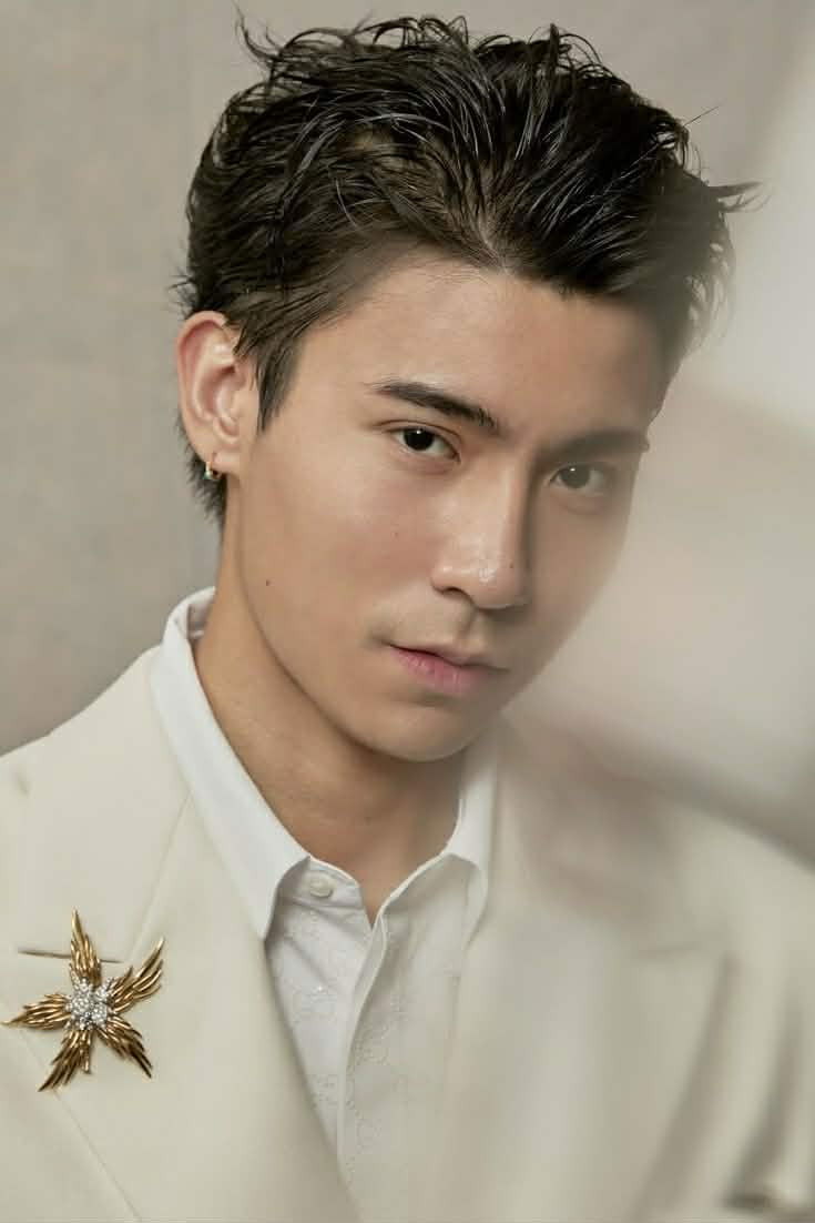 et billede af Brent Manalo