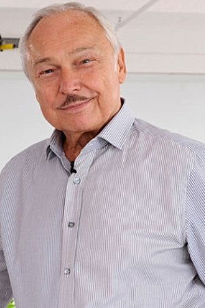 et billede af Stephen Bruce