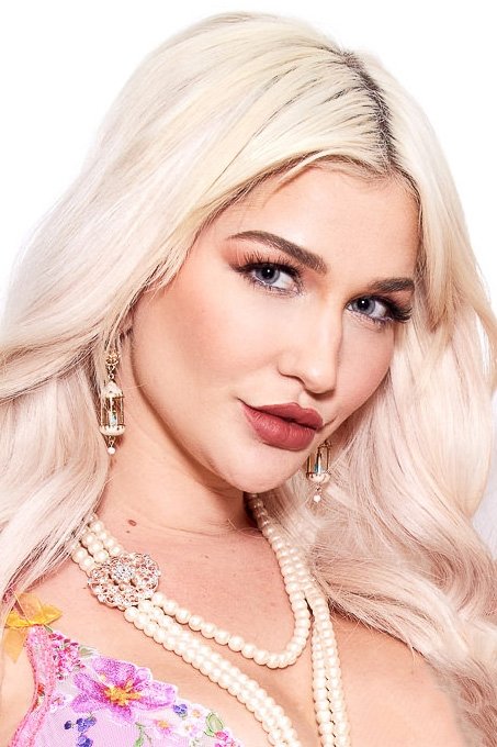 et billede af Skye Blue