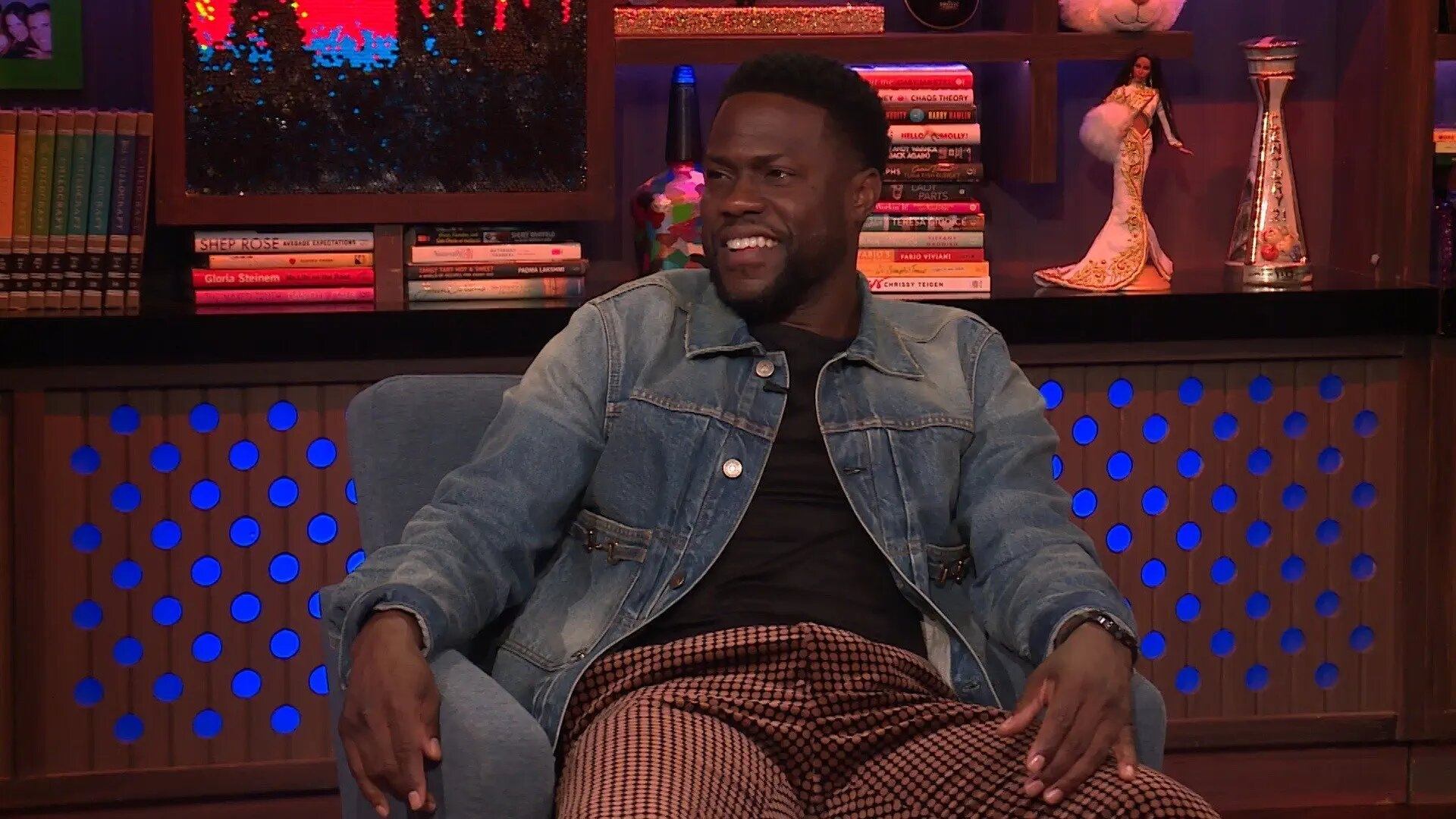 Watch What Happens Live with Andy Cohen Season 19 :Episode 126  Kevin Hart