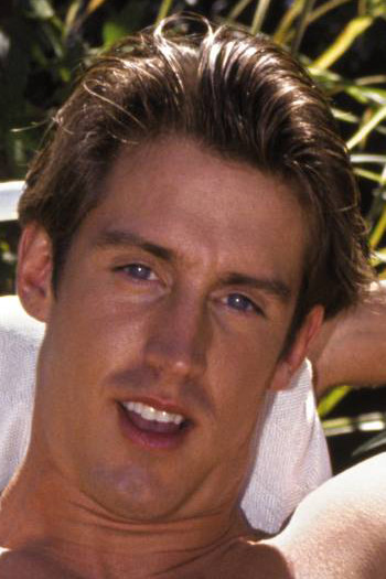 et billede af Dylan Fox