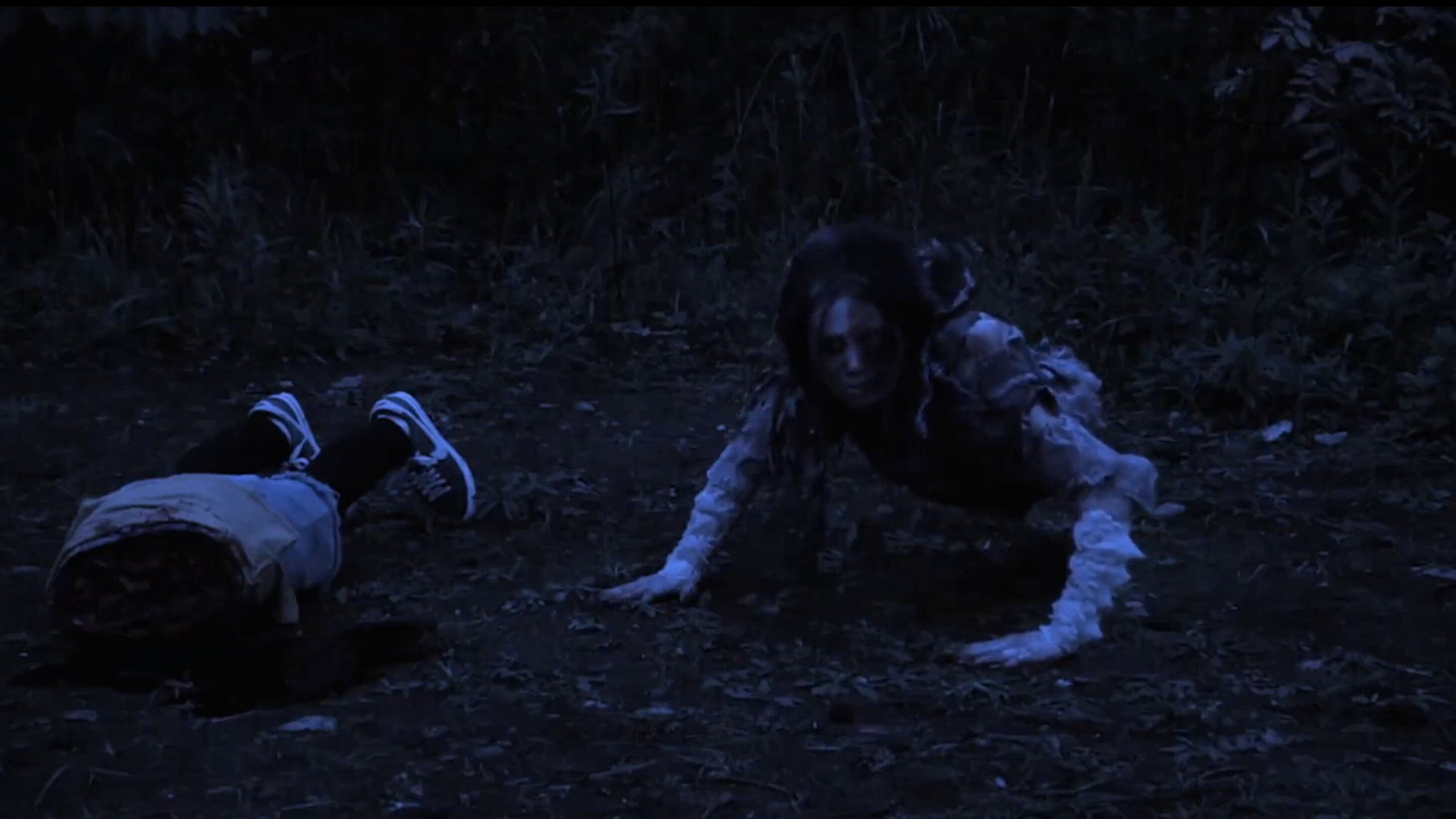 Teke Teke (2009) — still 6