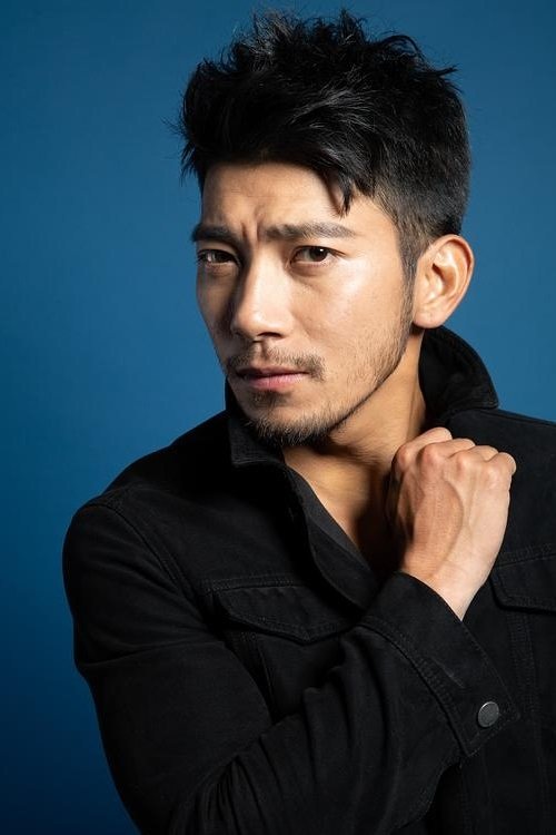 et billede af Zhou Qiang