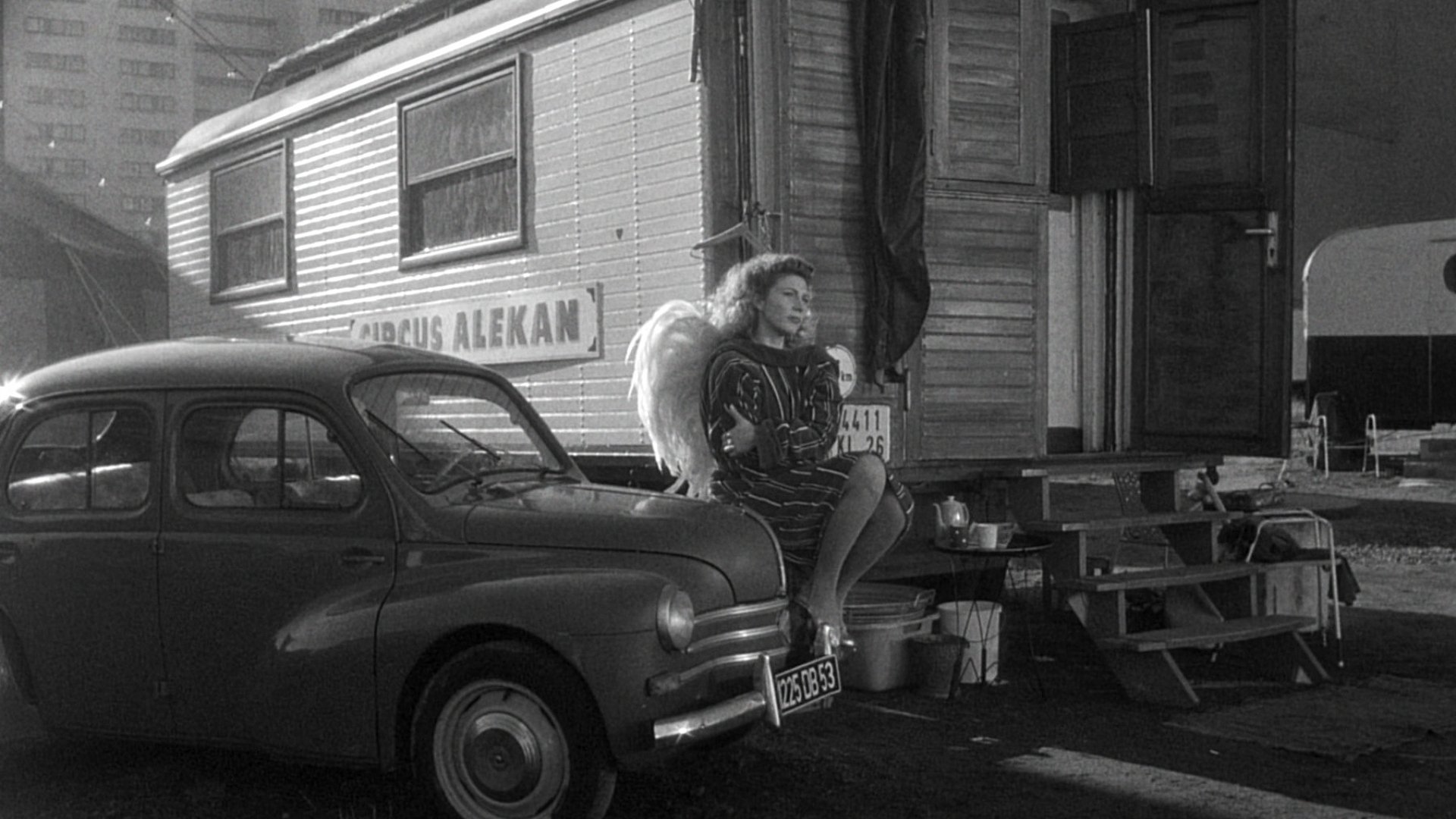 Wings of Desire (1987)