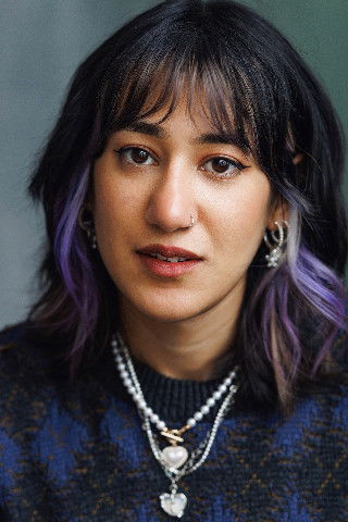 et billede af Insia Durrani