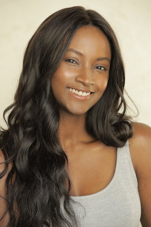 Lyndsey Scott's picture in the cast