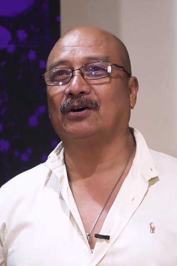 et billede af Tom Olivar