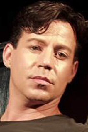 et billede af Deacon Frost