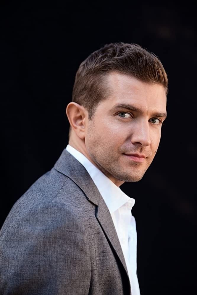 et billede af Joel Johnstone