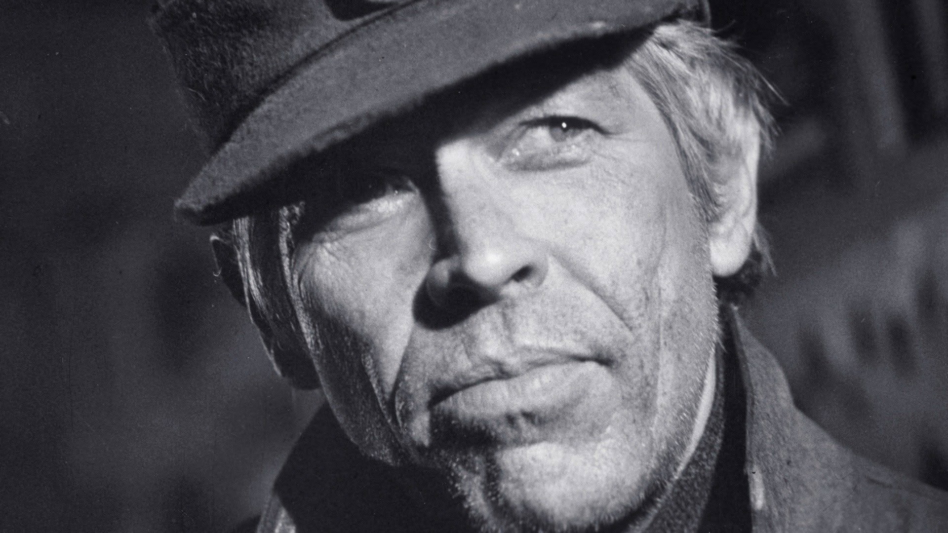 S6E4 · James Coburn