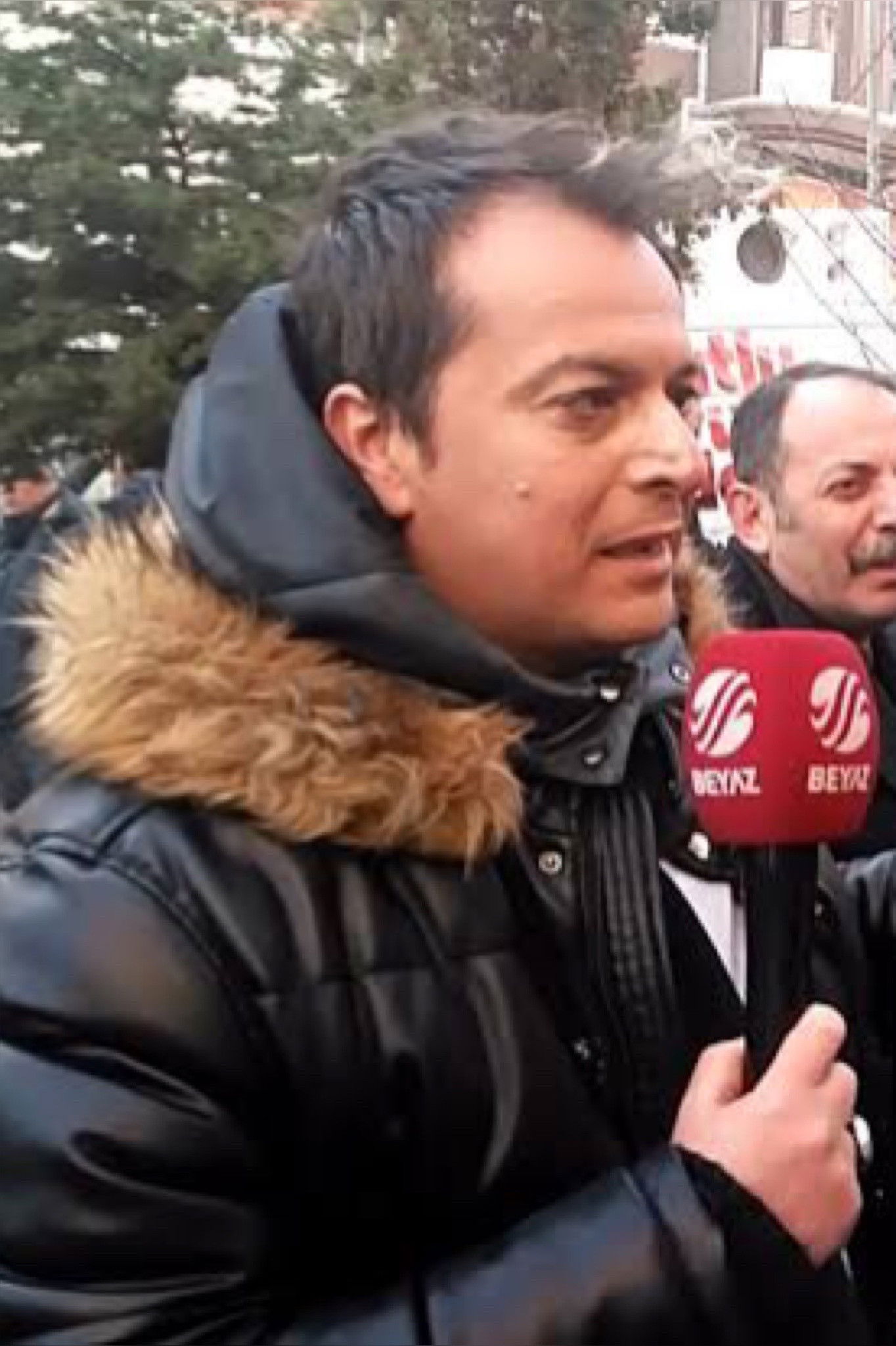 et billede af Gencay Ünal