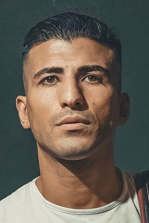 et billede af Besir Ay