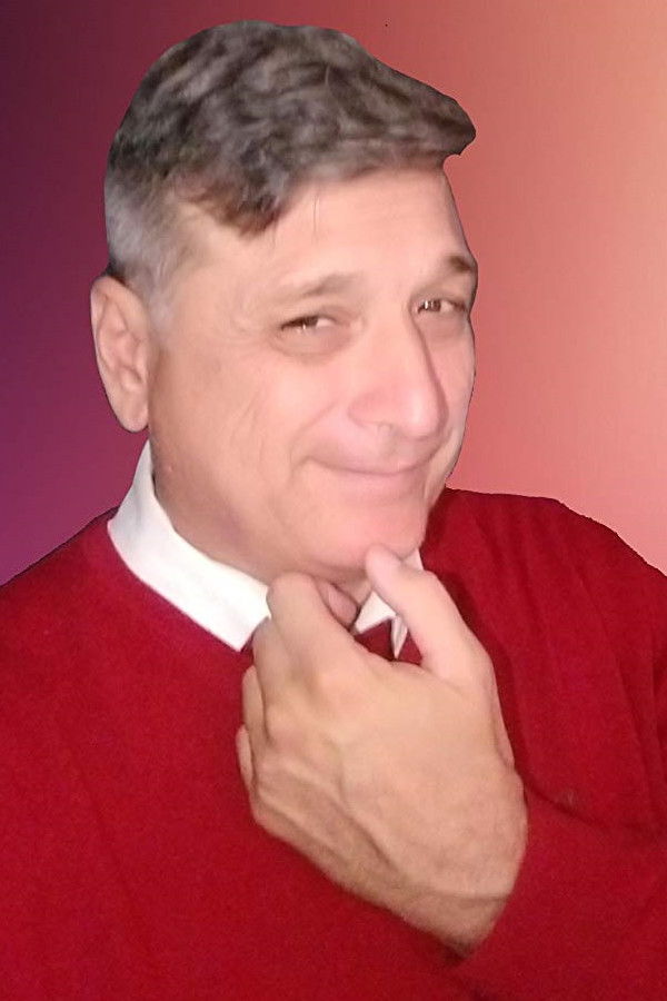 et billede af Michael A. Pina