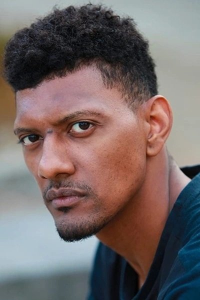 et billede af Paul Low-Hang