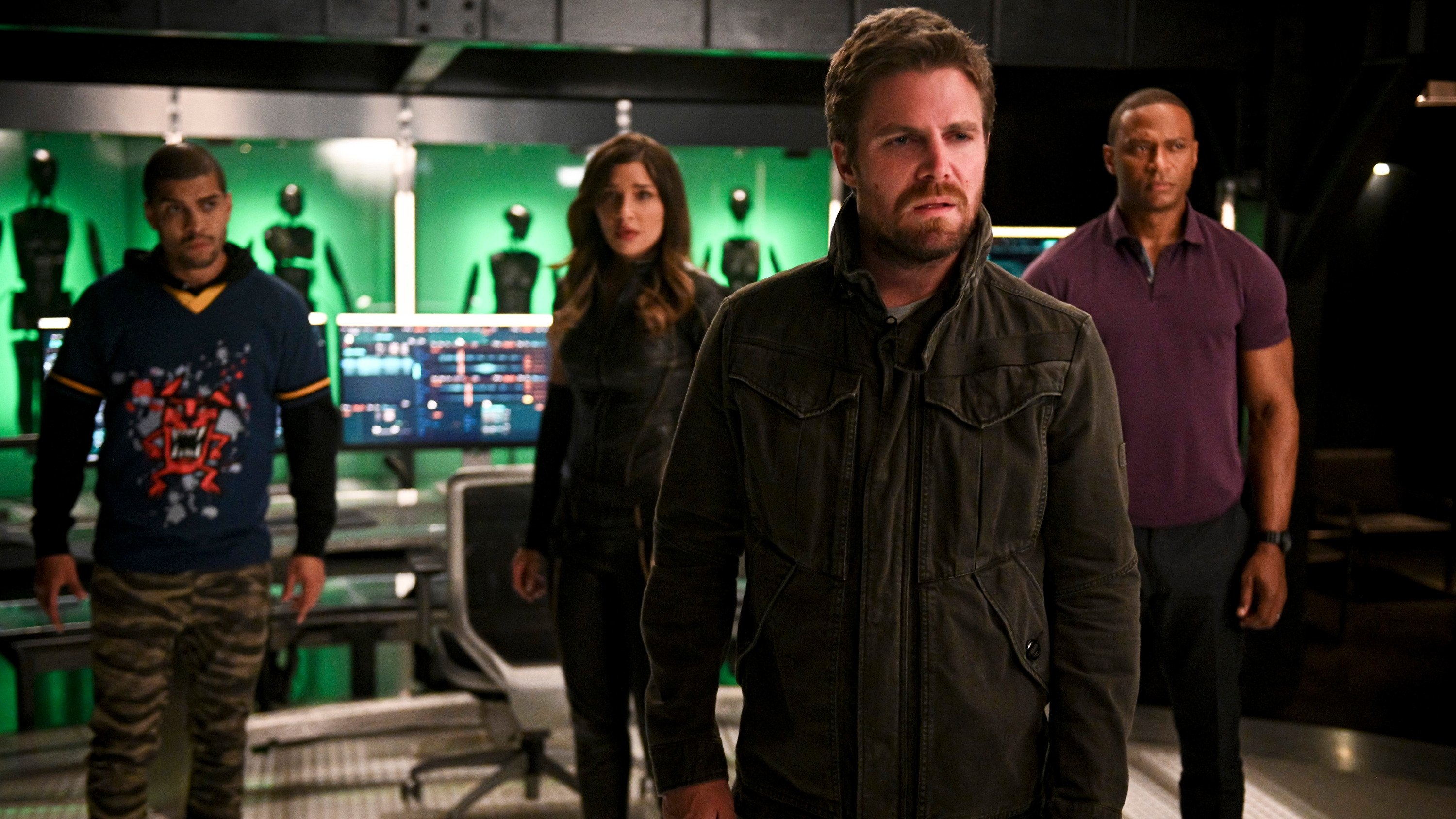 Arrow Season 8 :Episode 4  Present Tense