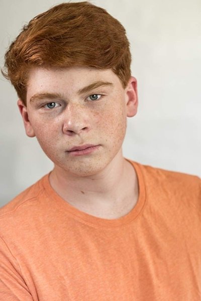 et billede af Carson Holmes