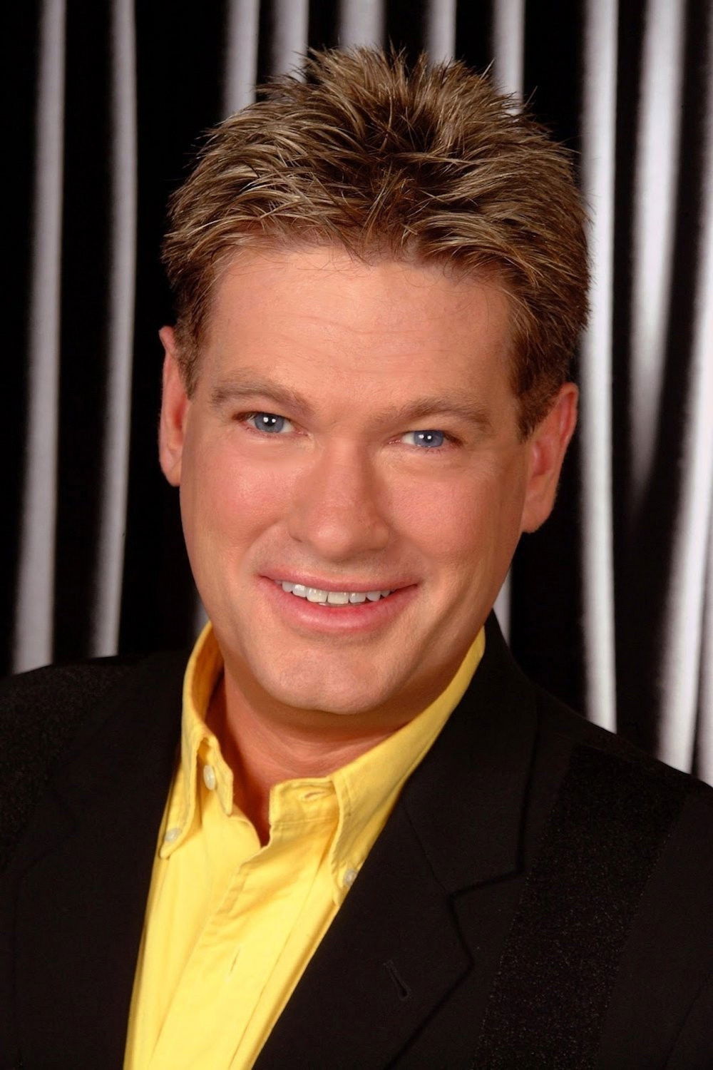 et billede af Simon Gallaher