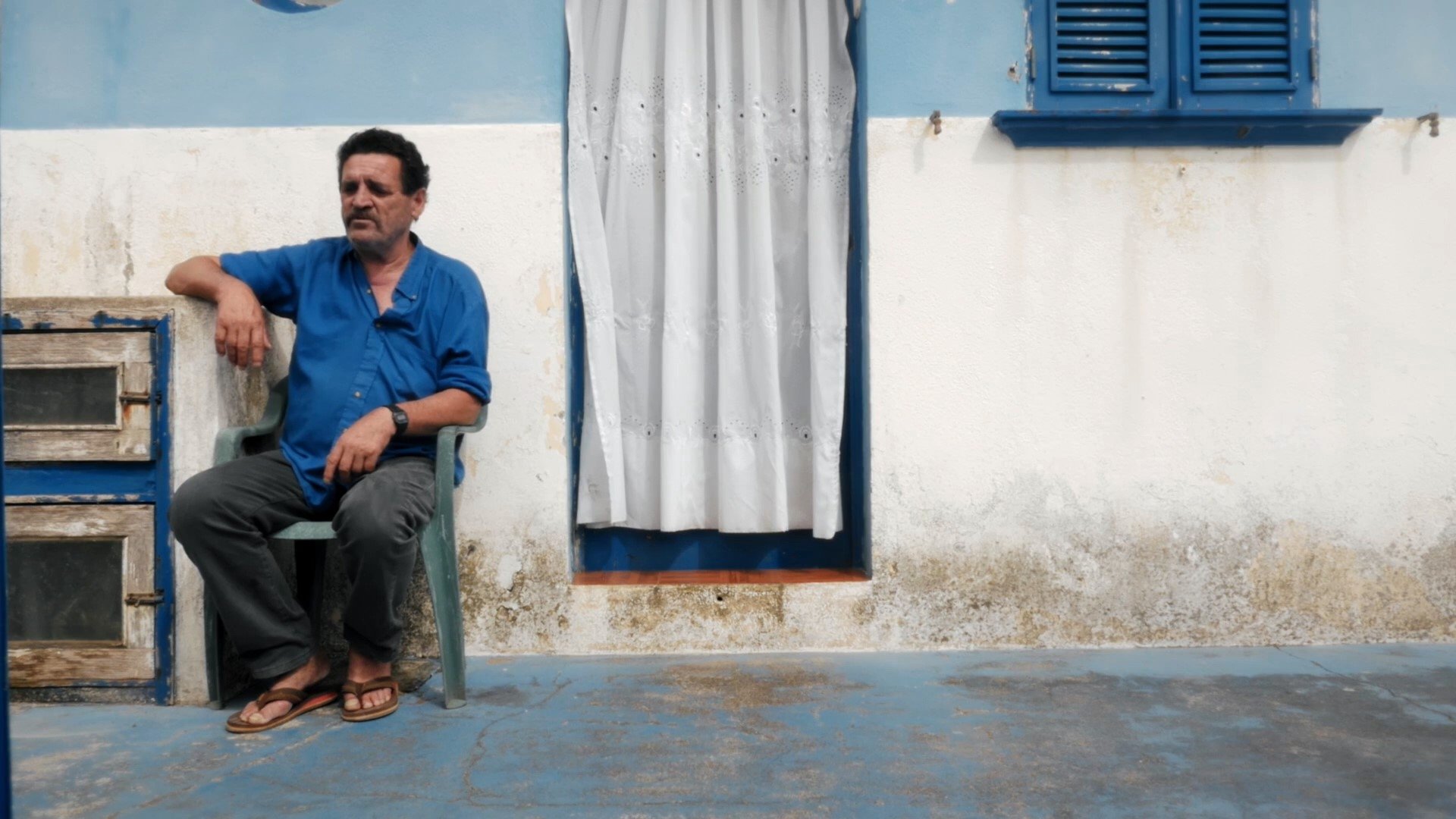 Between Islands (2022)