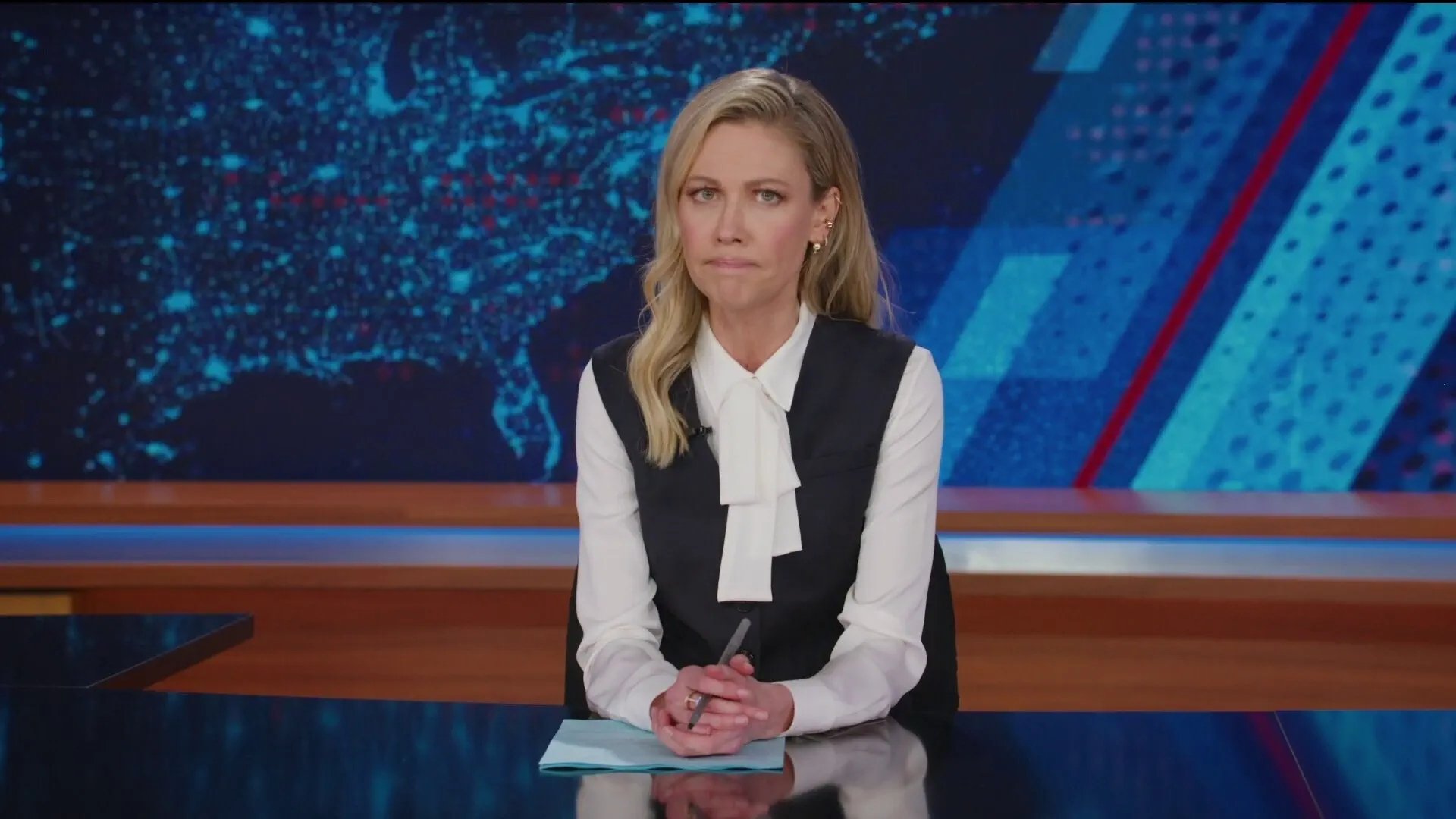 The Daily Show 30x76