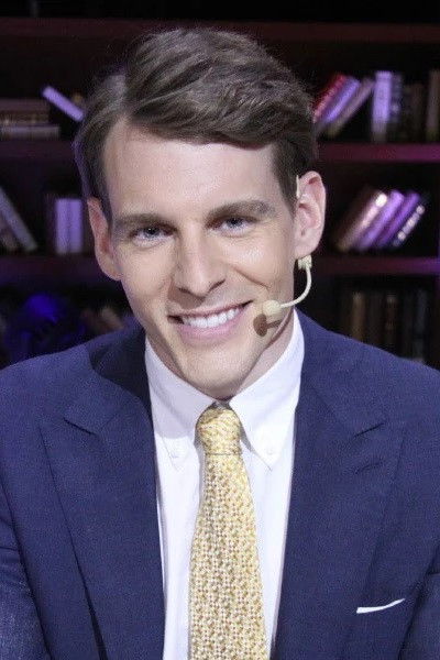 et billede af James Alofs