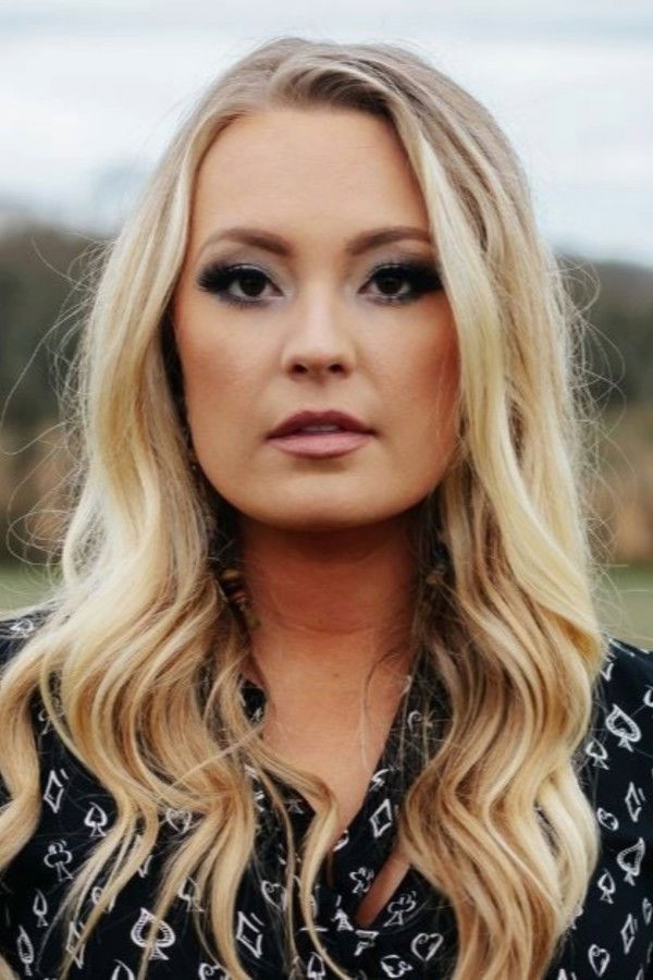 et billede af Janelle Arthur