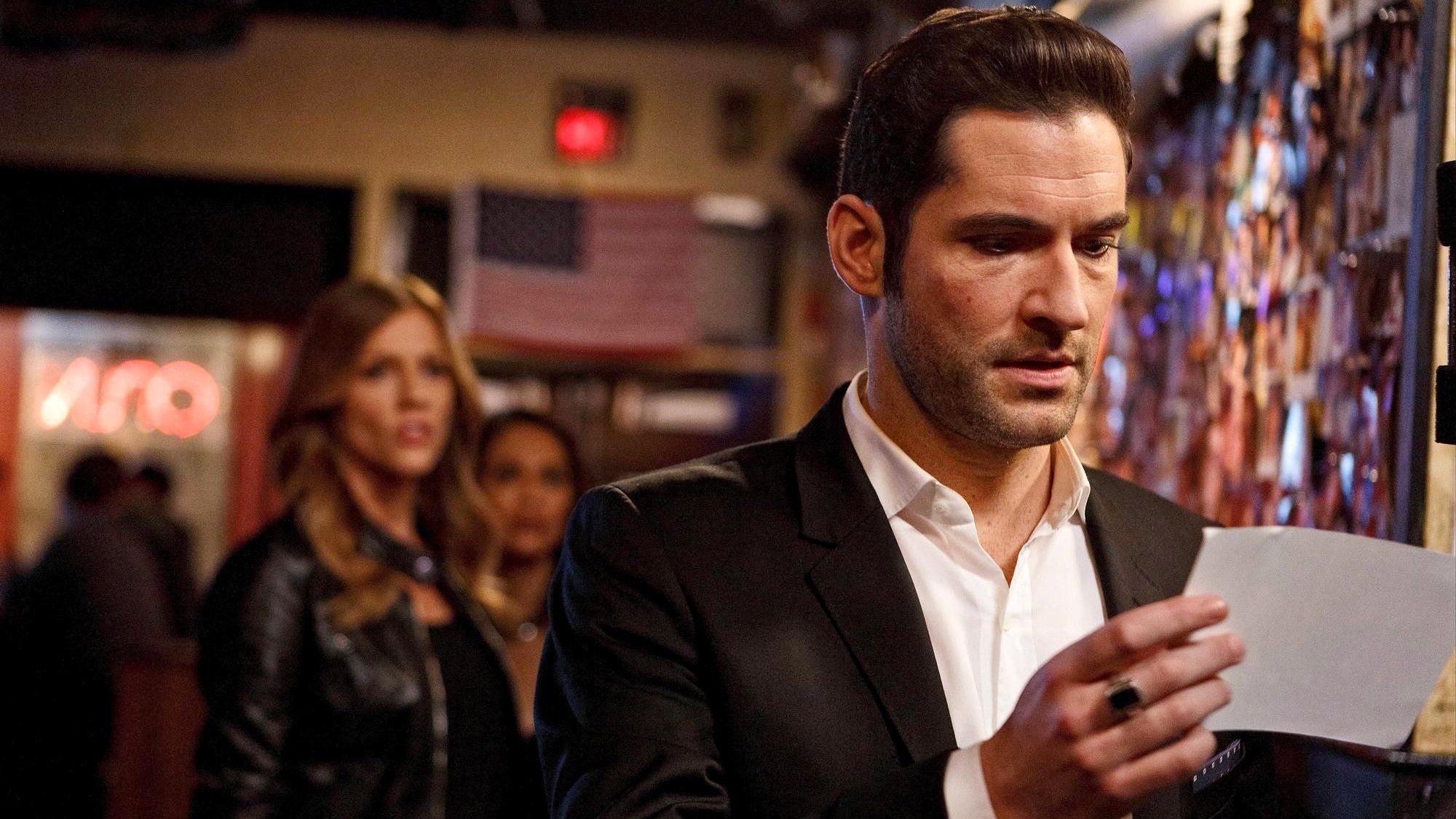 Lucifer Season 2 :Episode 12  Love Handles