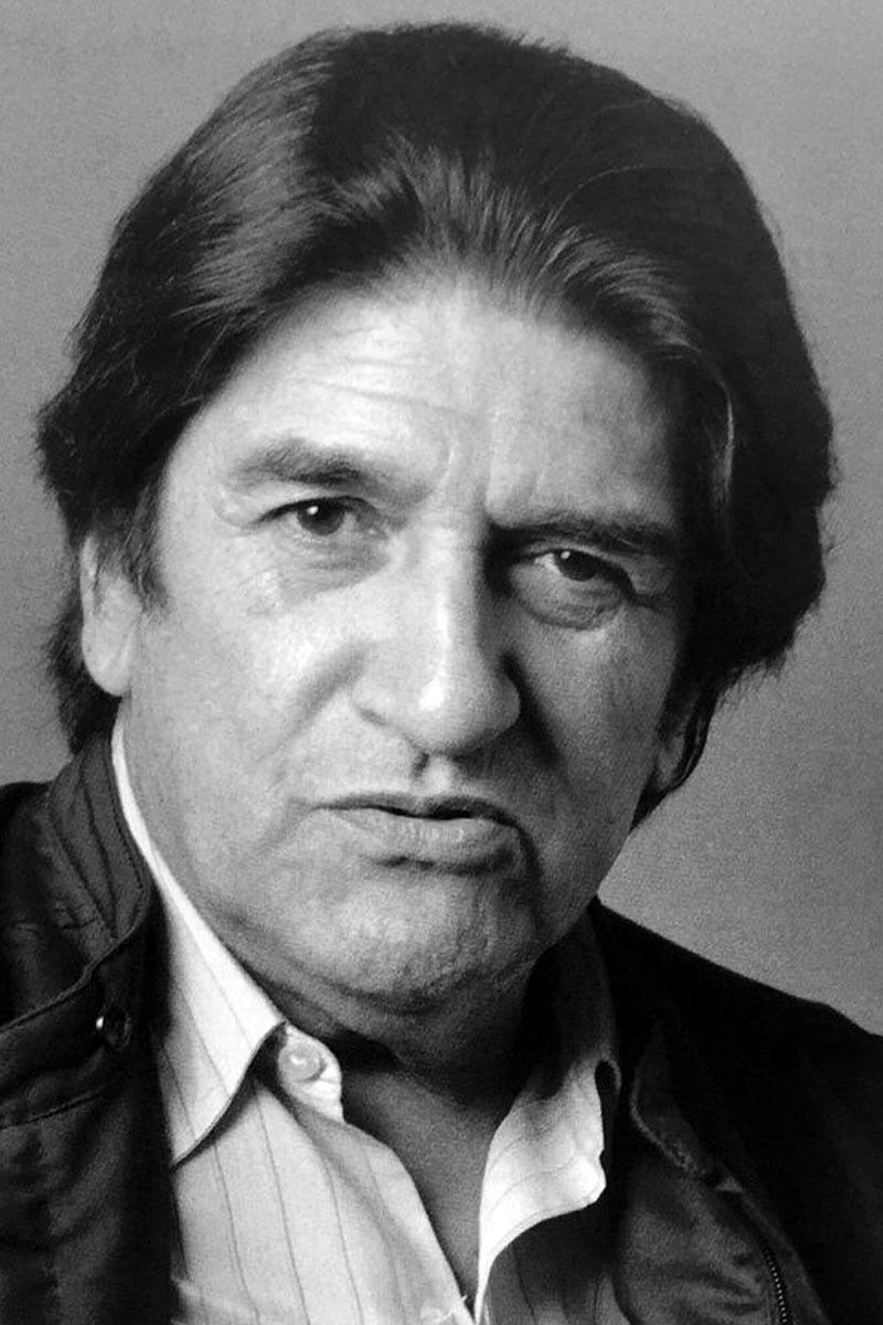 et billede af Carlos Carella