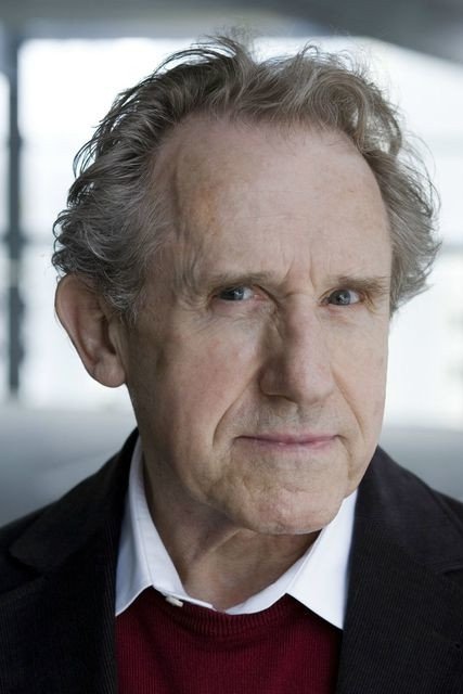 et billede af Walter Hess