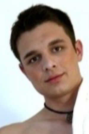 et billede af Adam Laws