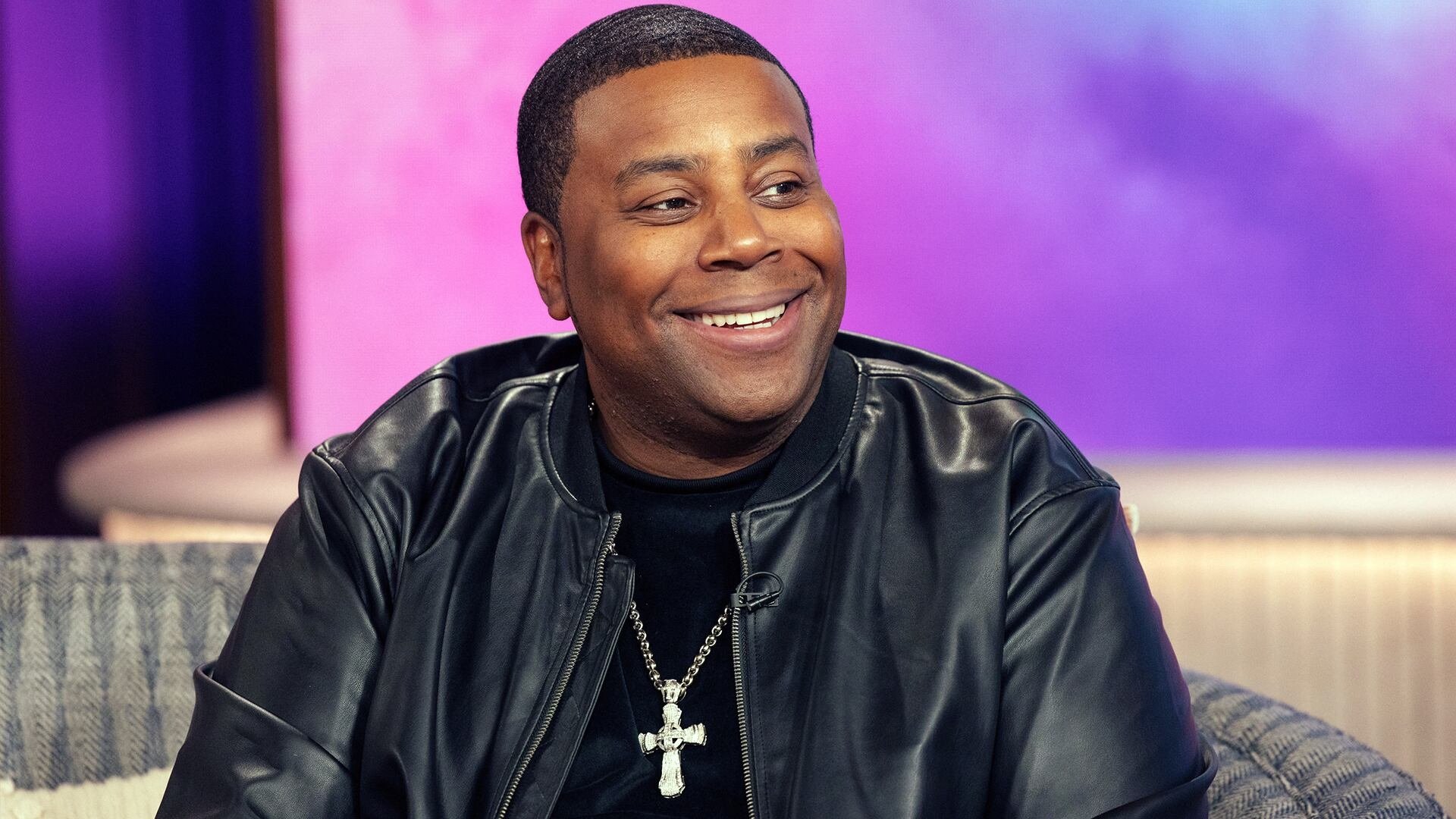 The Kelly Clarkson Show Season 5 :Episode 36  Sterling K. Brown, Kenan Thompson, Sean Paul, Manuel Turizo