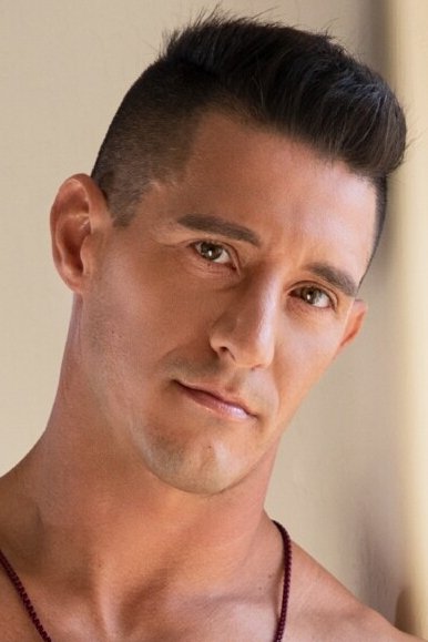 et billede af Jax Thirio