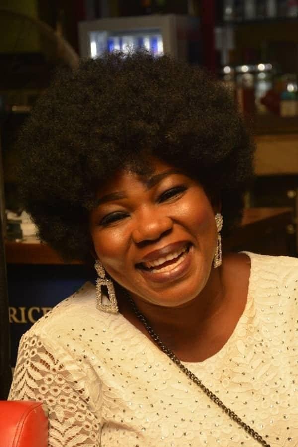 et billede af Ada Ameh