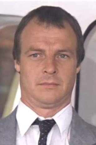 et billede af Brian Hall