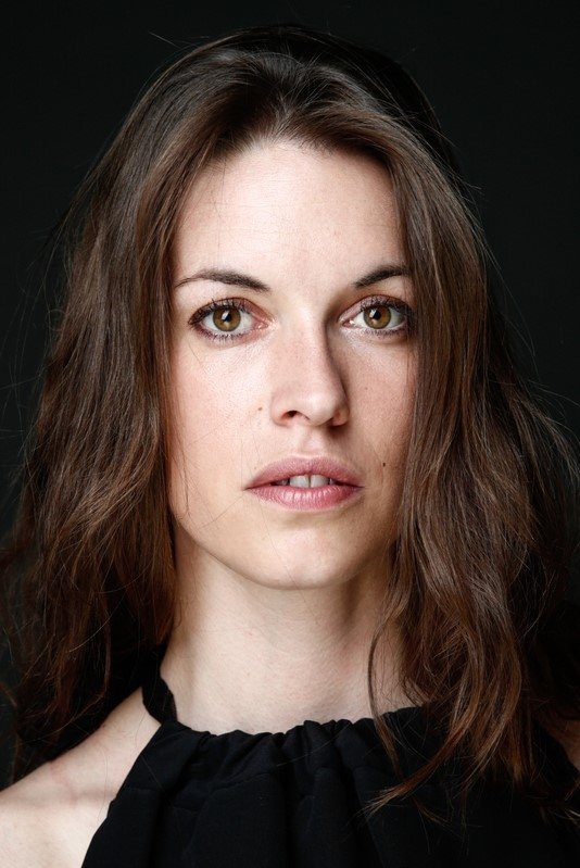 et billede af Emmanuelle Reymond