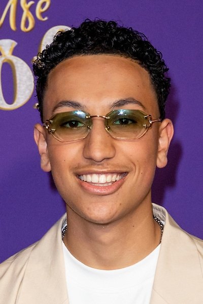 et billede af Ciraj Amalal