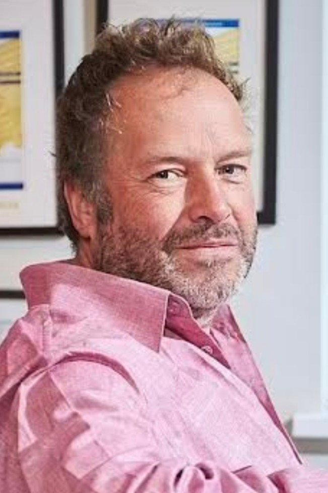 et billede af Justin Hardy