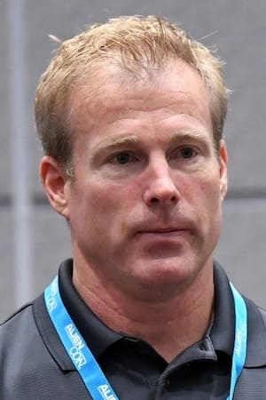 et billede af Travis Taylor