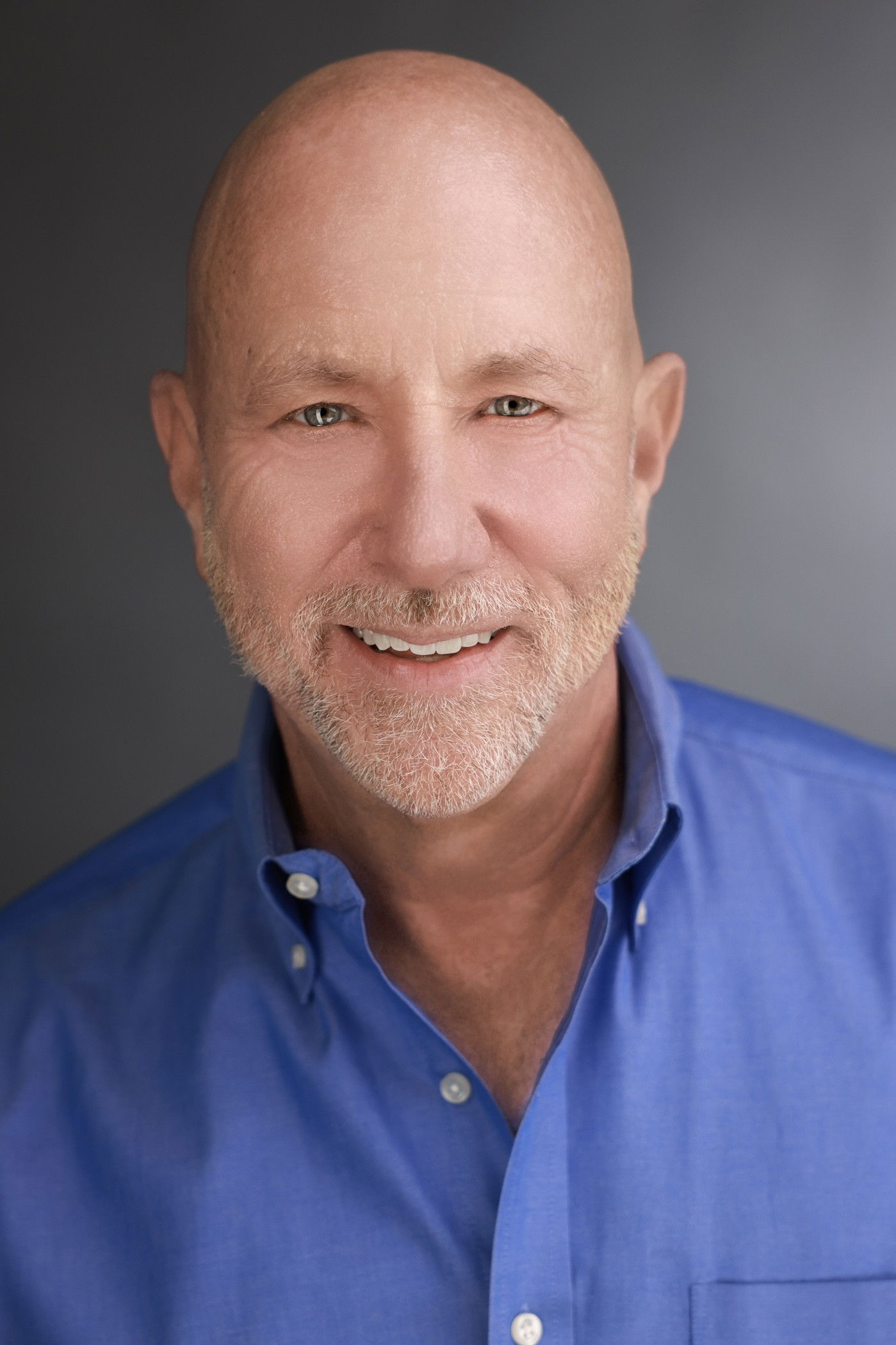 et billede af David R. Morse