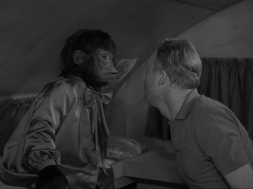 Alfred Hitchcock Presents S07E03 backdrop