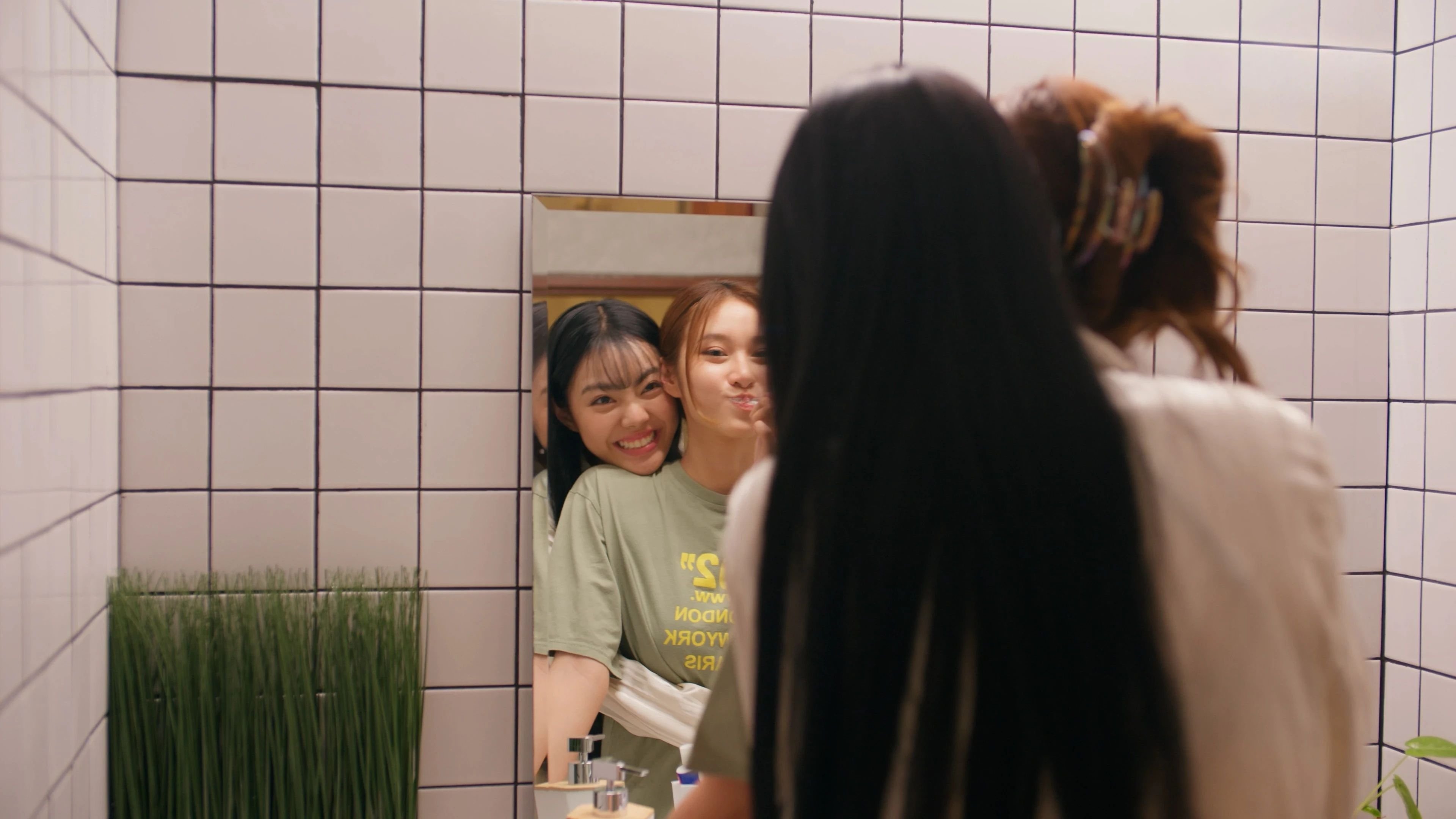 ซ่อนใจไว้ที่เธอ - Season 1