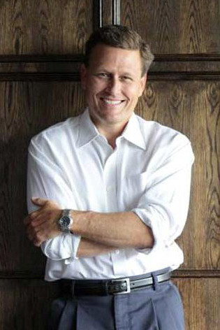 et billede af David Baldacci