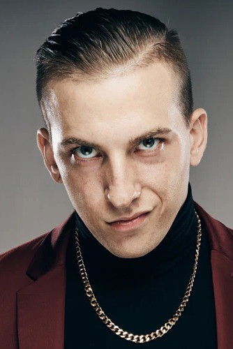 et billede af Charles Mason