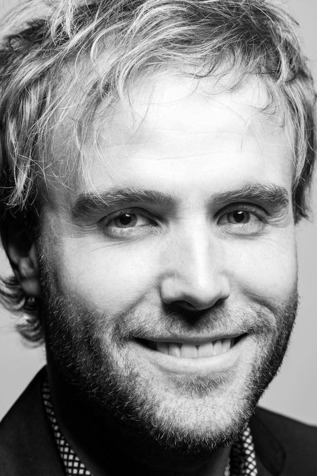 et billede af Adam Gregory