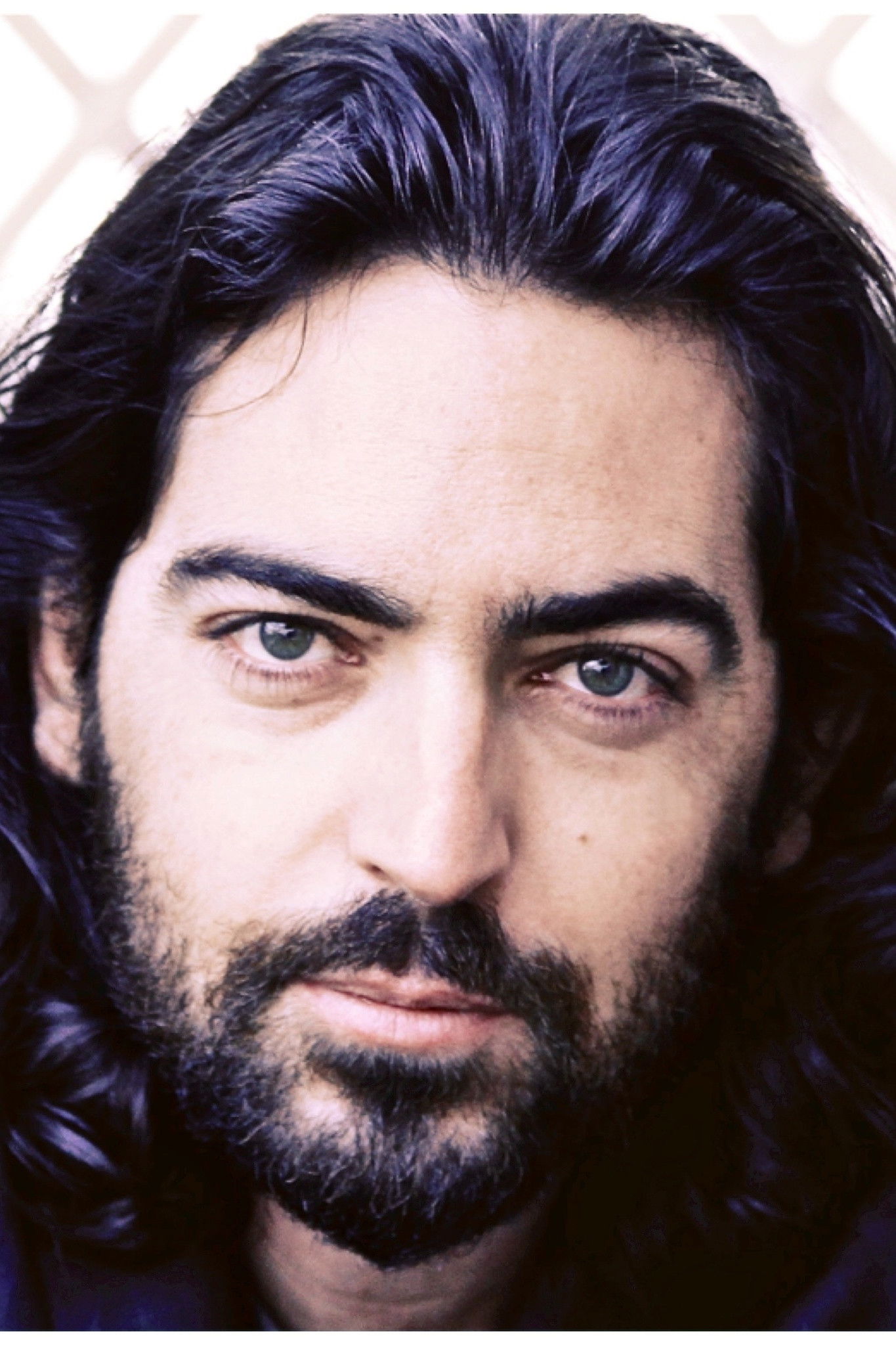 et billede af Ian Velloza